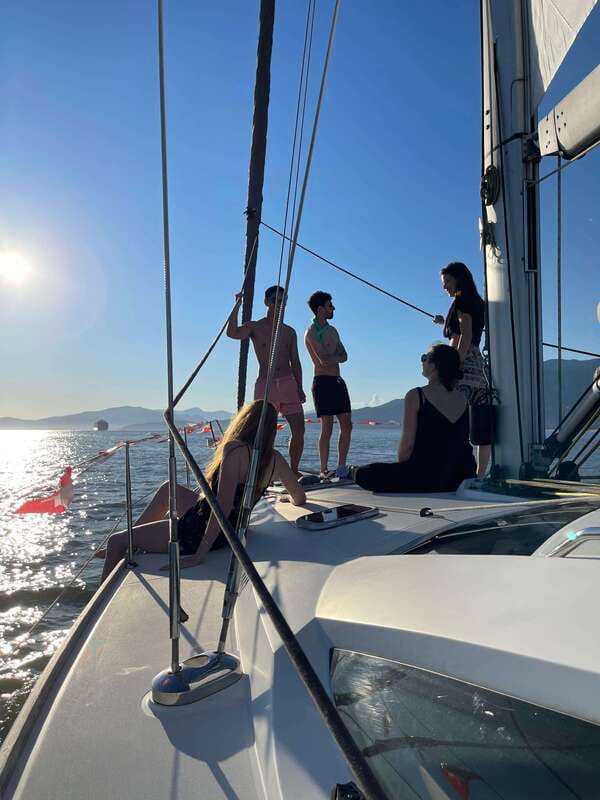 Vancouver: Mosquito Creek and English Bay Sailboat Cruise - Where the Sailing Changes: Passage, Bowen Islands, and West Vancouver