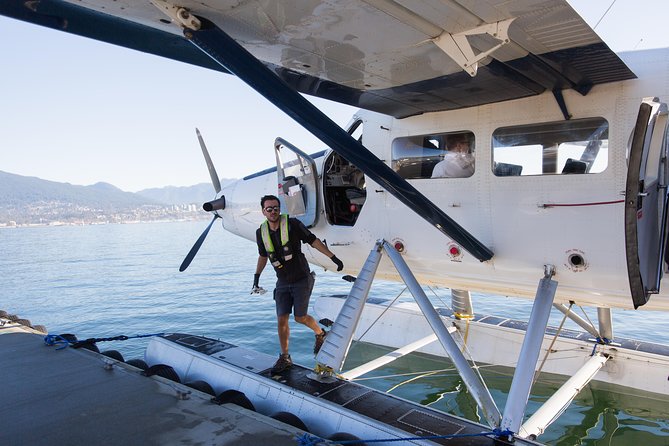 Vancouver Panorama Scenic Seaplane Tour - From Water Takeoff to the Safety Brief: What the Flight Feels Like