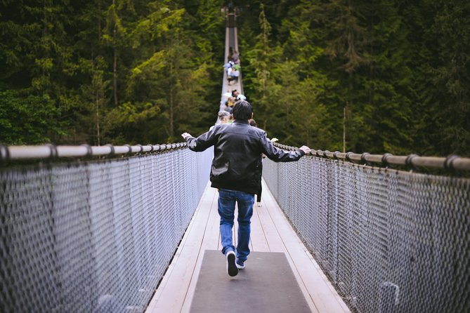 Vancouver Premium Tour: Capilano Bridge + Grouse Mountain Lunch - Vancouver Lookout: the 360 view at 553 ft