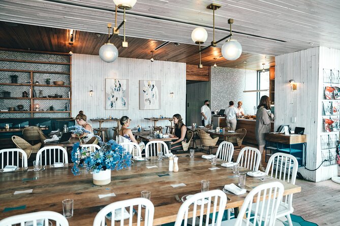 Vancouver Private Tour: Highlights & Hidden Gems with a Local - Chinatown’s Layers: Apothecaries, Dim Sum, and Art