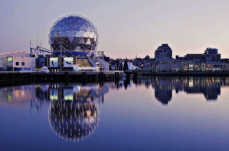 Vancouver: Private Walking Tour with a Local - Guide variability: when it shines and when you need to be specific