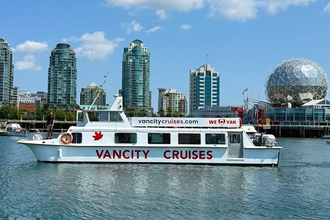 Vancouver Sightseeing Boat Cruise with Live Tour Guide - Deck layout, comfort, and where to sit for the best photos