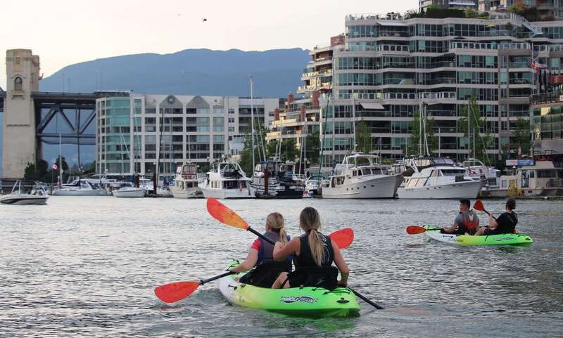 Vancouver: Smooth Classic Kayak Tour - False Creek Sights: Bridges, Landmarks, and Vancouver From Water