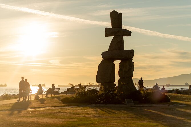 Vancouver Sunset and City Lights Trolley Tour - Golden Hour by Trolley: how the 90-minute route works
