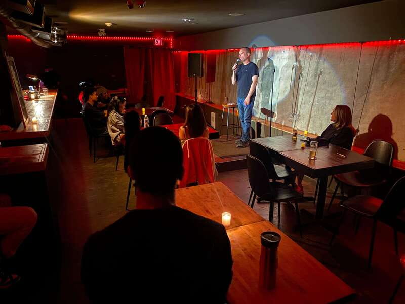 Vancouver: Underground Comedy Club Entry Ticket - The Show Itself: TV-Experienced Comedians and Sets in Progress