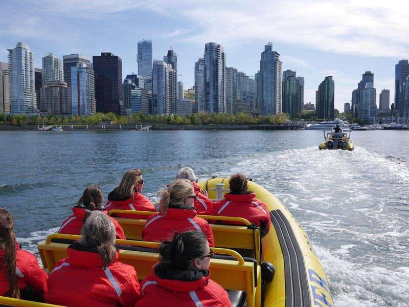 Vancouver: Waterfront Sightseeing Tour - City and Nature - Burrard Inlet Viewpoints and the Skyline-Plus-Mountains Effect