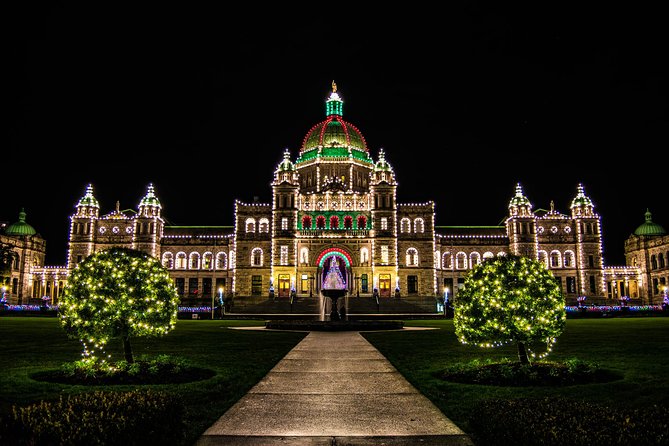 Victoria and Butchart Gardens Christmas Tour - Victoria After Arrival: Inner Harbour, Government Street, and Chinatown Lights