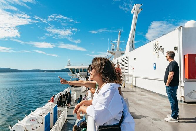Victoria & Butchart Gardens Tour with Gulf Islands Cruise Ferry - The early pick-up, coach comfort, and how to not feel rushed