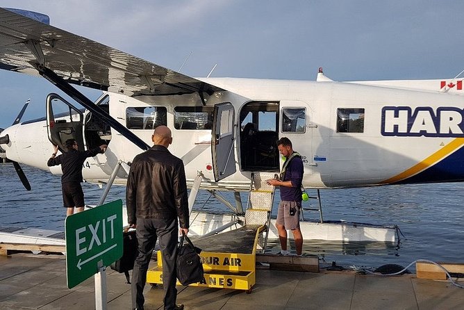Victoria to Vancouver Scenic Seaplane Transfer: One Way - Small Group Feel vs. Tight Seating: Plan for Comfort