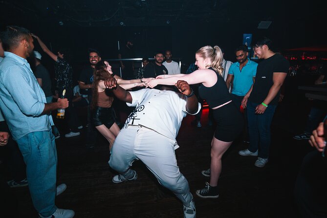 VIP Group Clubbing Experience with the West Coast Party Crawl - What the included drinks and line skips actually do for your night
