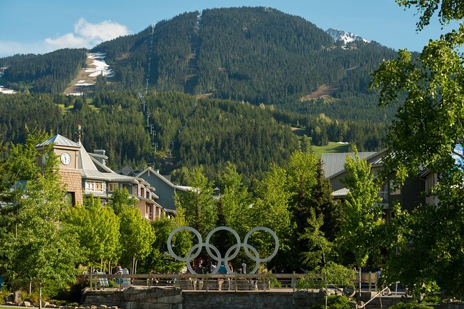 Whistler and Sea to Sky Gondola, a Fire and Ice Discovery Tour - A long day from Vancouver, built around Howe Sound