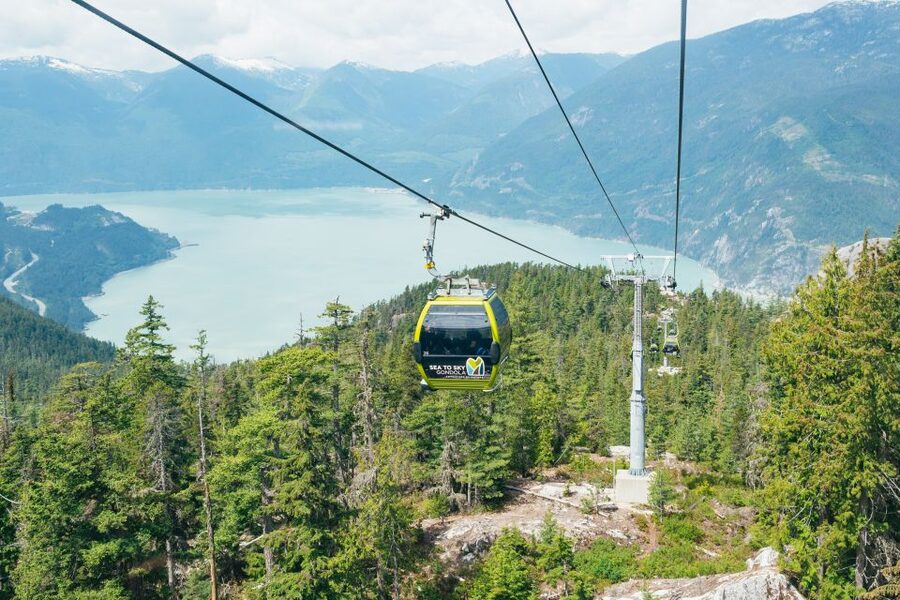 Whistler, Sea to Sky Gondola, and Shannon Falls Day Trip - Bus timing from Vancouver, and why being early matters